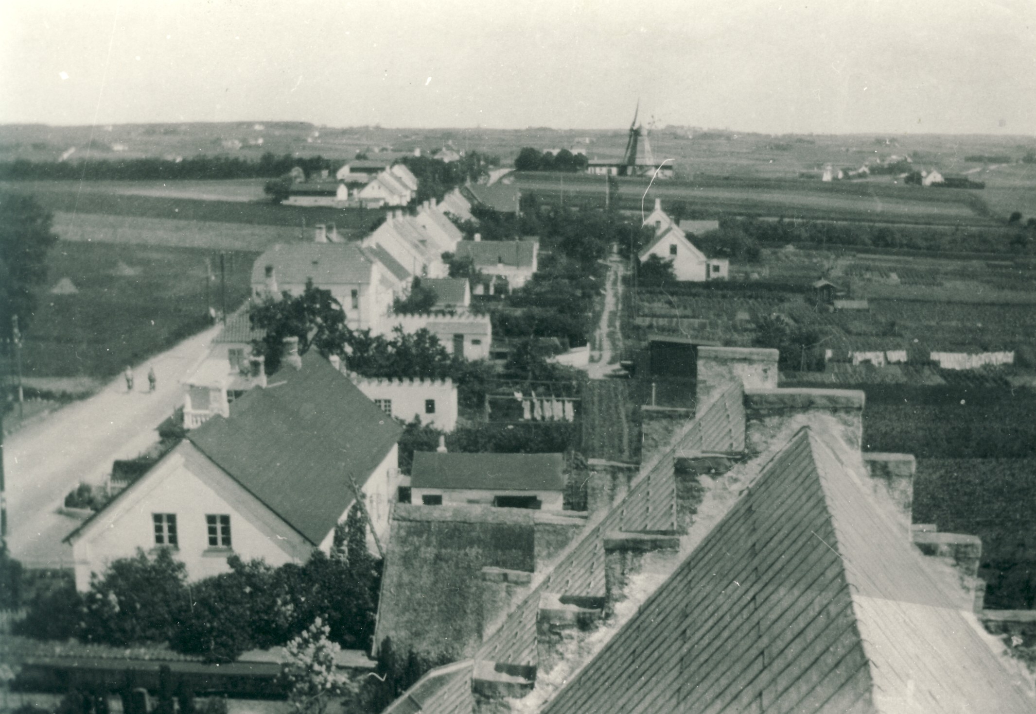Møllevej set fra kirketårnet - før 1950 (B5391)