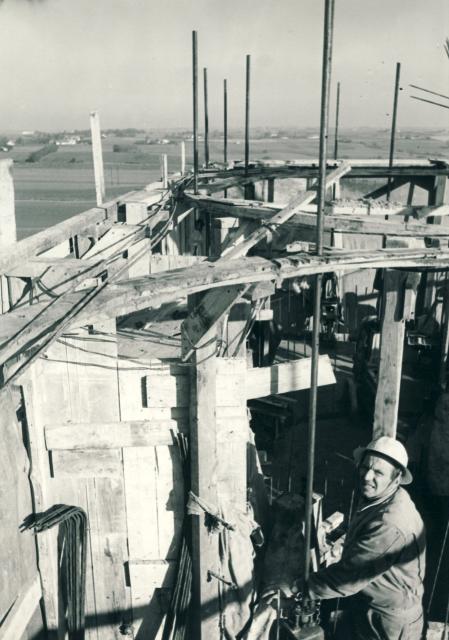 Kornsiloen i Vig under opførelse - ca. 1963 (B5436)