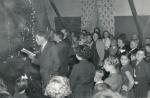 Julefest i Lumsås Forsamlingshus - december 1955 (B5969)