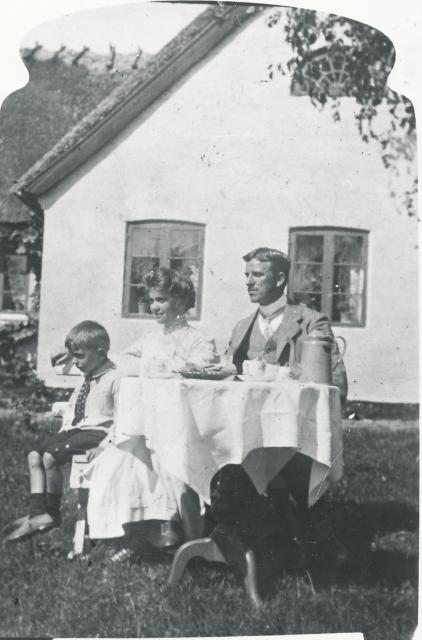 Familien Engstrøm på Barringgård - sommeren 1911 (B6741)