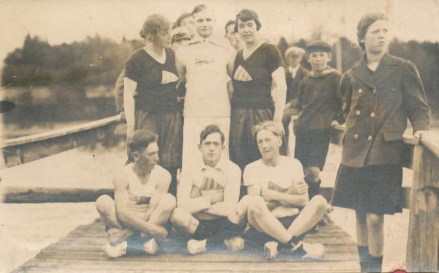 Gruppe fra Nykøbing Roklub - 1919 (B6881)