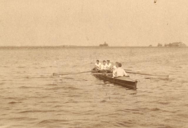 Roere på vandet - ca. 1940 (B6944)