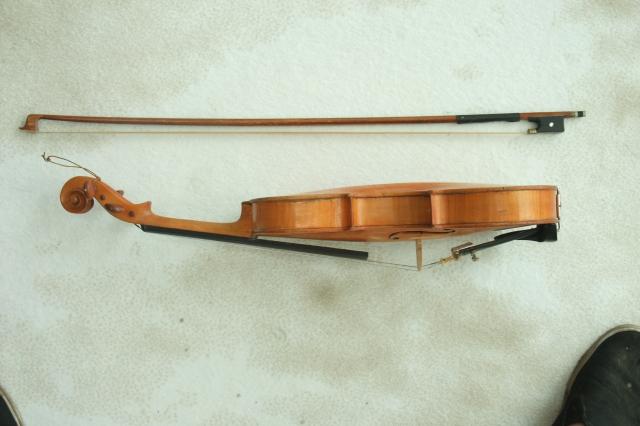 Violin bygget af Jens Sivertsen, Hølkerup - 2012 (B7399)