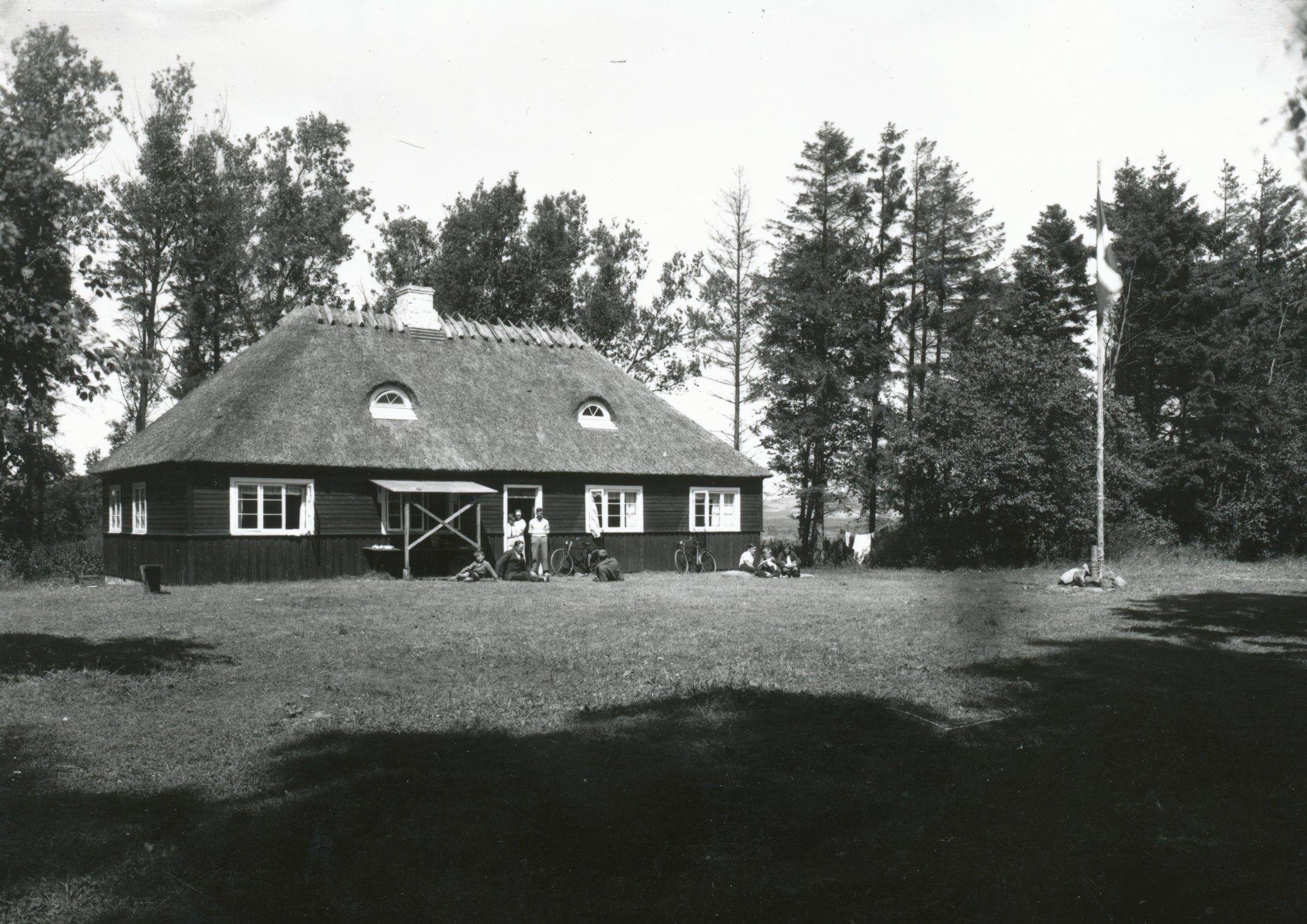 Enghaveskoven. Feriekoloni - ca. 1940 (B7402)