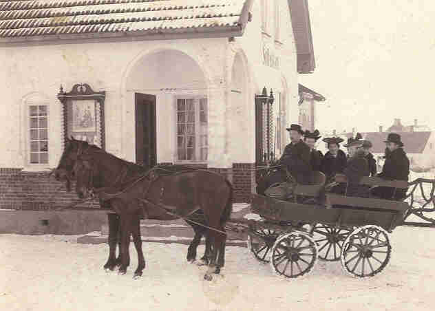 "Solbakken", Fotograf Bays villa - Hestevogn foran villaen  - ca. 1914 (B894)