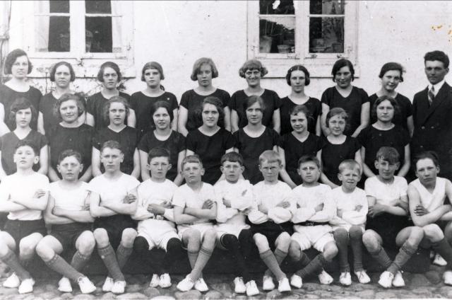 Lumsås Gymnastikforening - 1930 (B8466)
