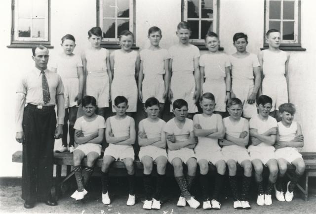 Drengehold fra Vig Gymnastikforening - ca. 1935 (B8519)
