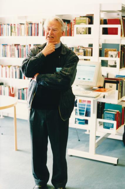 Erik Amdrup i Nykøbing - 7. maj 1994 (B8728)