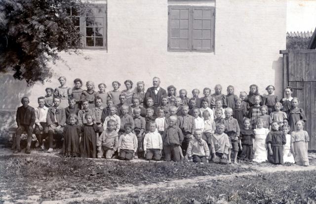 Skolefoto fra Bråde Skole - 1910/12 (B8776)