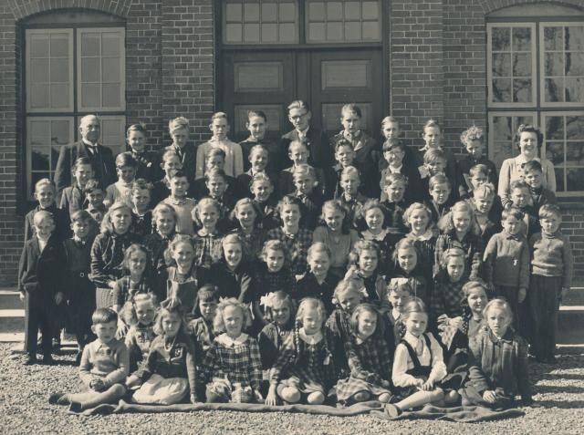 Skolefoto fra Egebjerg Skole - april 1949 (B8782)