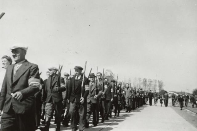 Danmarks Befrielse - Optog ved vandværket i Vig - maj 1945 (B551)