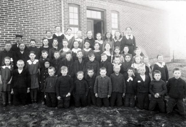 Ellinge Skole - 1917 (B8818)