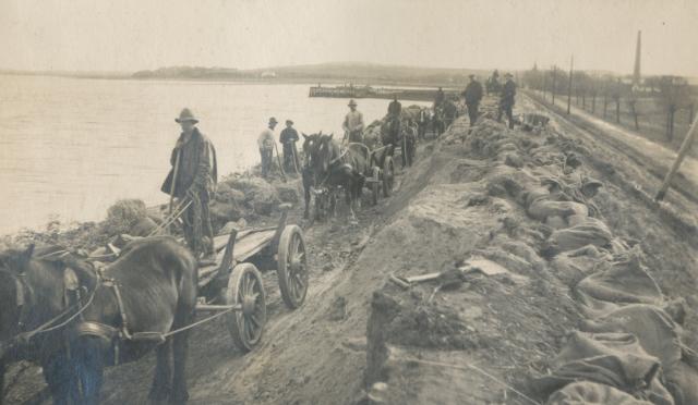 Audebodæmningen under reparation - 1921 (B9157)