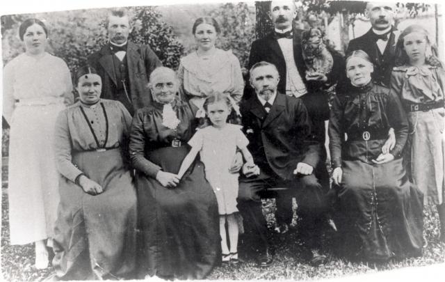 Familien Christensen og Petersen, Egebjerg - 1920 (B9776)