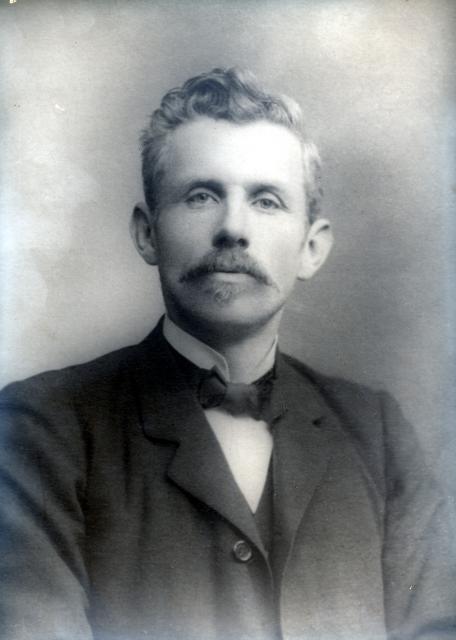 Lærer Niels Nielsen, Eskildstrup - efter 1903 (B9808)