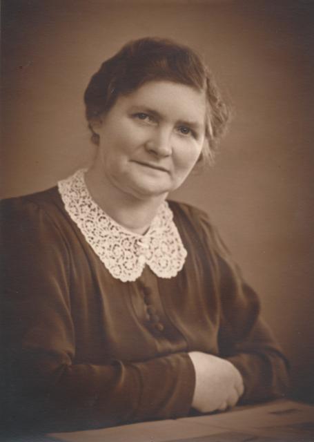 Kirstine Christoffersen, Gudmindrup - ca. 1930 (B9814)