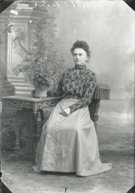 Kristine Hansen, Kelstrup - 1900 (B10290)