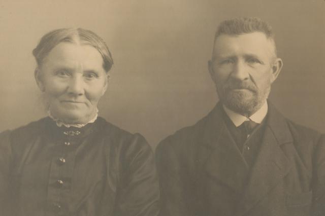 Maren og Kristen Andersen, Fårevejle Ås - ca. 1925 (B13091)