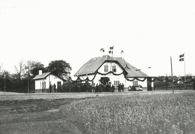 Asnæs Station ved indvielsen af Odsherreds Jernbane den 17. maj 1899 (B1956)