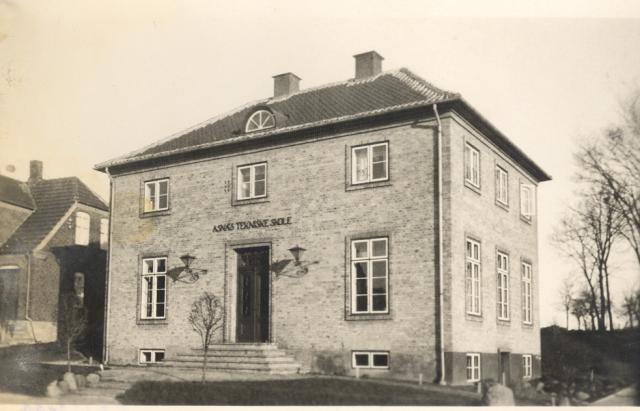 Asnæs Tekniske Skole - ca. 1930 (B2152)