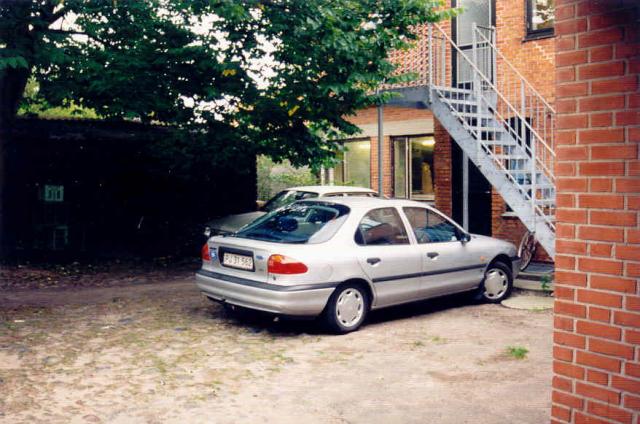 Godtfredsens Bageri - Gården til højre fra portindgangen i Havnegade - 1995 (B90150)