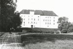 Dragsholm Slot set fra Fruerlunden - ca. 1920 (B2556)
