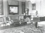 Dragsholm Slot. Den gyldne salon eller musiksalonen - 1940 (B2601)