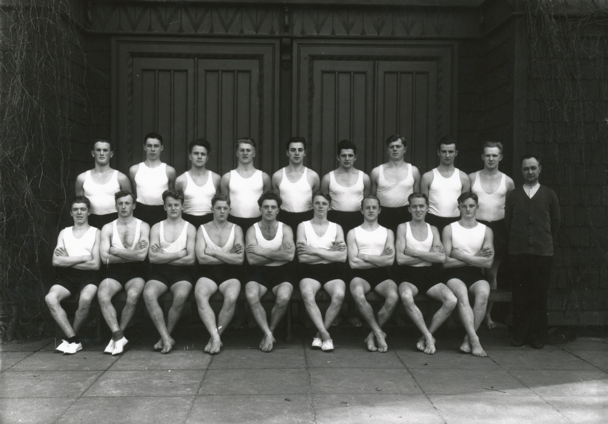 Vallekilde Højskole. Gymnastikhold - 1938 (B2687)