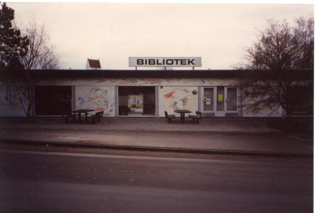 Dragsholm Bibliotek, Asnæs - 1995 (B951)