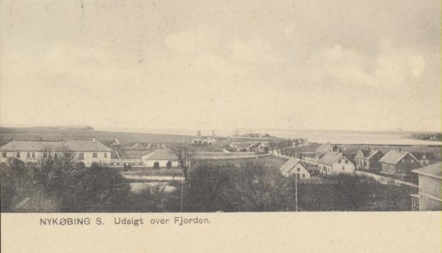 Udsigt over fjorden i begyndelsen af 1900-tallet (b90012)