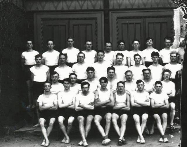 Vallekilde Højskole. Gymnastikhold - 1932 (B2816)