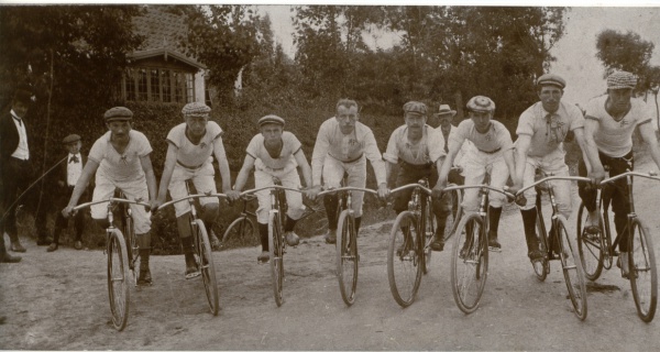 Højby Sogns Cykelklub.jpg