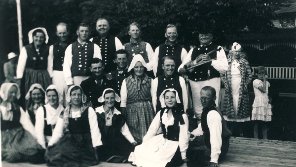 Odsherreds Folkedansere 1939-40.jpg