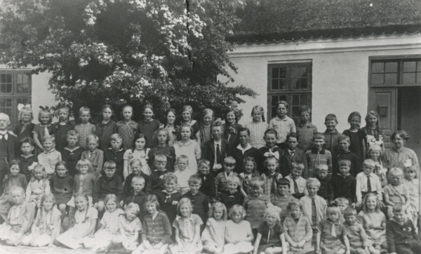Hørve gamle skole 1927.jpg
