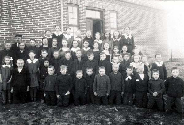 Ellinge skole elever 1917.jpg