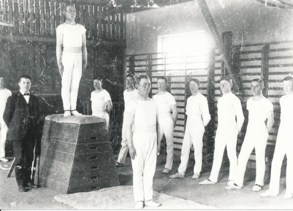 Lumsås Gymnastikforening ca. 1920.jpg