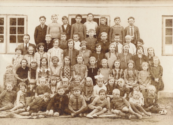 Eskildstrup skole elever ca. 1927-29.jpg