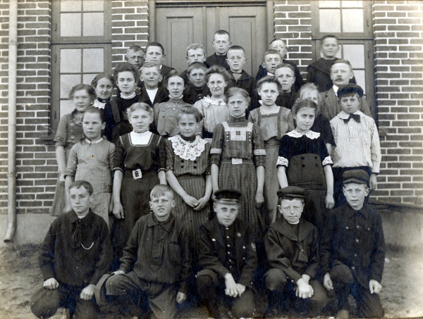 Ellinge skole elever ca. 1910.jpg