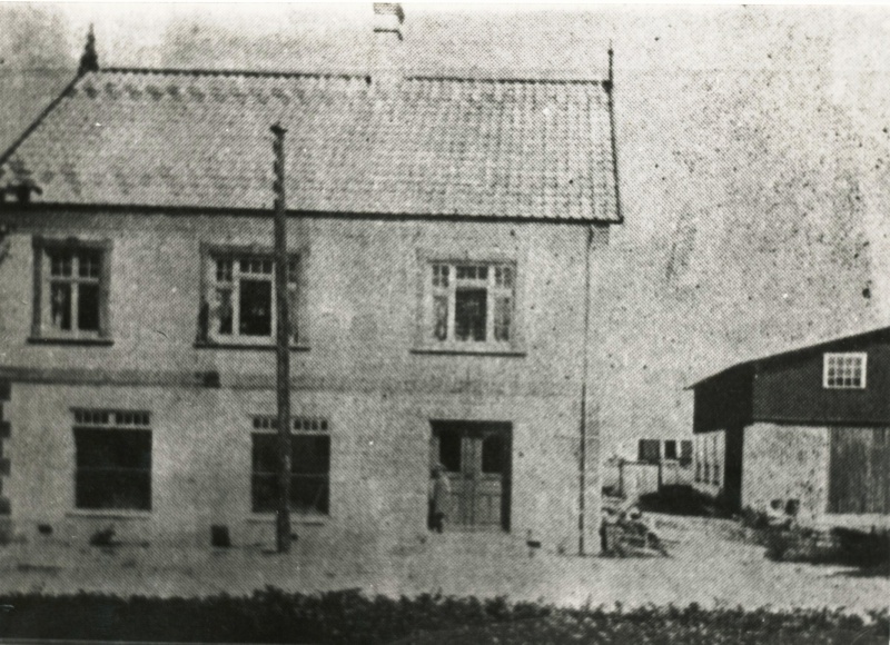 Fil:J. Fr. Jørgensens Tømrerforretning.jpg