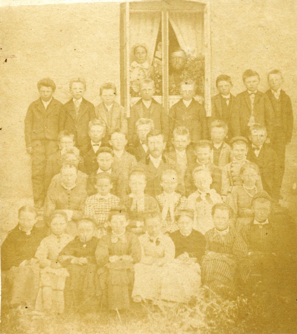 Herrestrup skole 1876.jpg