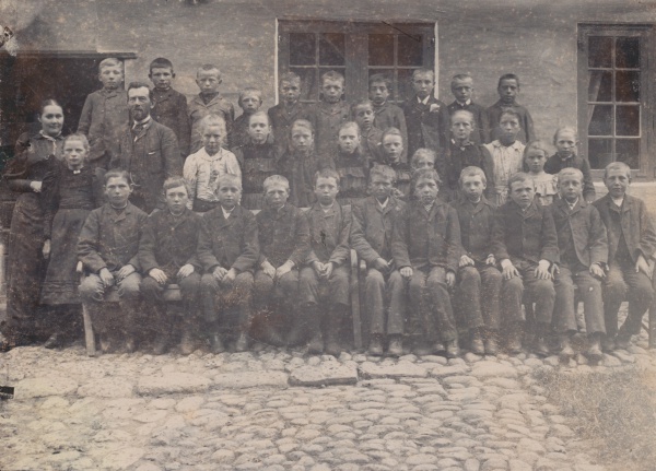 Herrestrup skole 1894.jpg