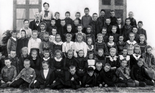 Ellinge skole elever ca. 1905.jpg