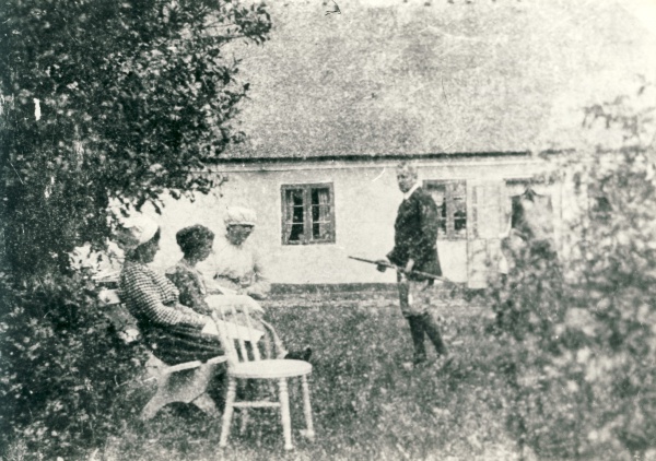 Rotoftegård ca. 1925.jpg