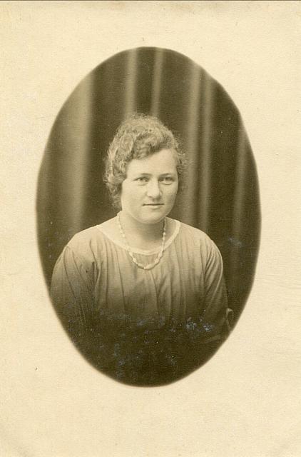 Marie Andersen - Sommer 1922 (B12872)